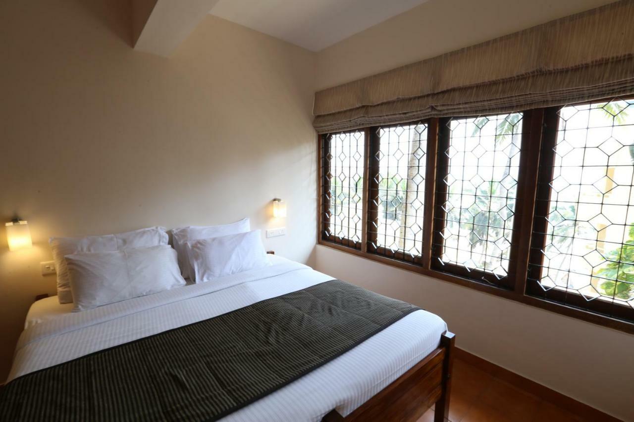 Abad Serviced Villas Kovalam Exteriör bild